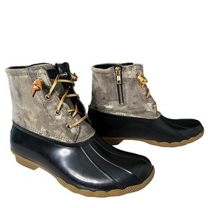 Sperry | Saltwater Metallic Camo Leather Snow Boot Size 9